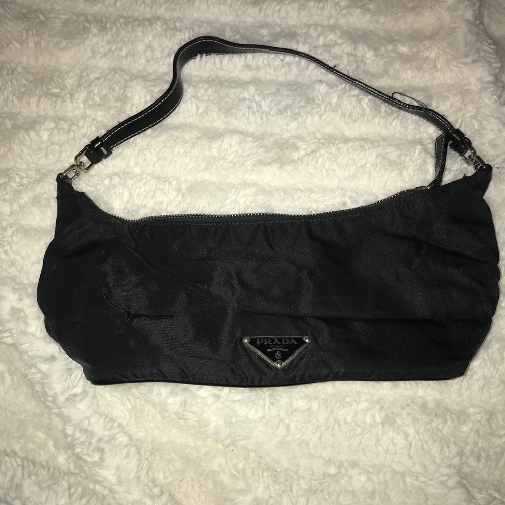 Prado nylon bag. Tessuto Sirio.